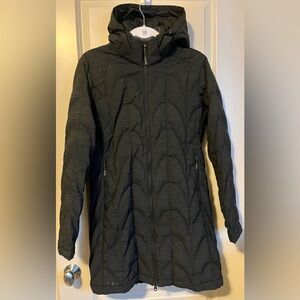 Outdoor Research Women’s Medium Down Jacket READ